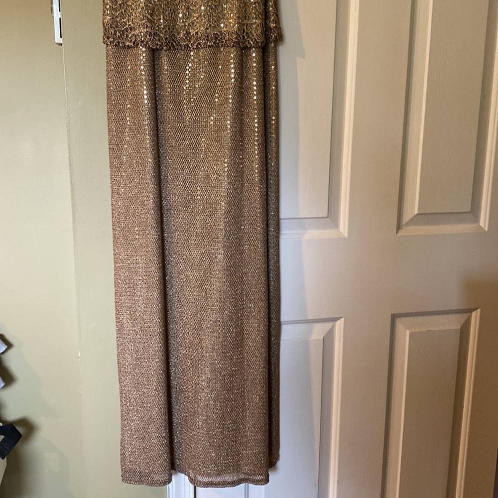Dress - Picture 6 of 12
